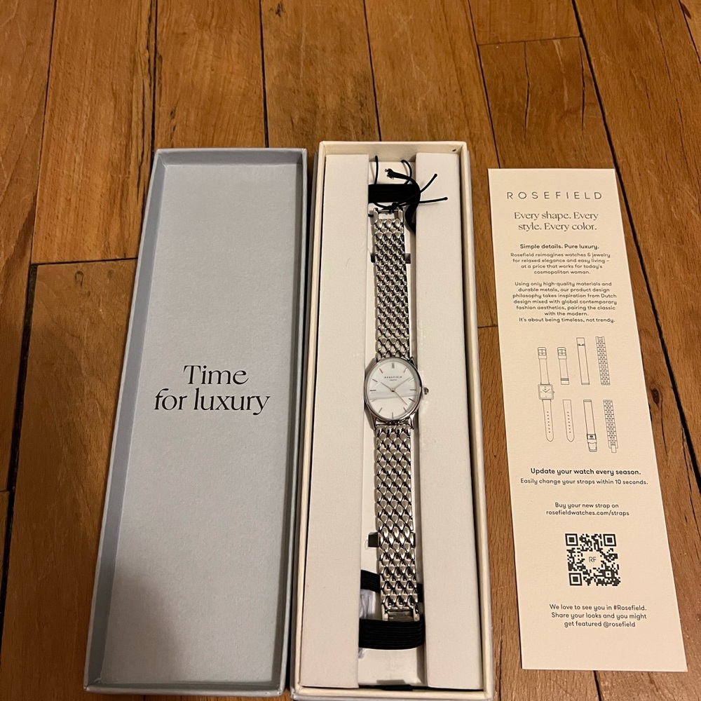 Silver Women's Watch - Rosefield “The Oval Pearl”